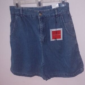 Gloria Vanderbilt Blue Jean Shorts